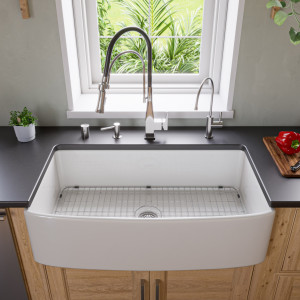 ALFI Brand ABFC3620S-W Smooth Curved Apron Single Bowl Fireclay Farm Sink