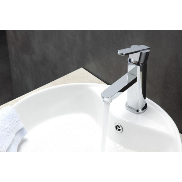 KubeBath AFB033 Aqua Roundo Single Hole Mount Bathroom Vanity Faucet Chrome