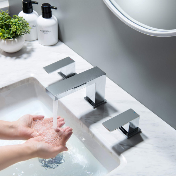 KIBI KBF1024CH Cube 8" Bathroom Sink Widespread Faucet with Drain Assembly