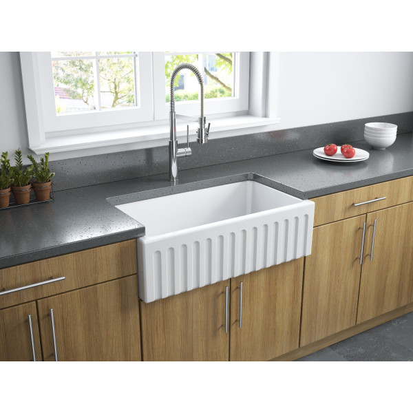   Latoscana LFS3318W LaToscana 33 Inch Reversible Fireclay Sink