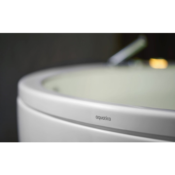 Aquatica Pam-Wht-Std Freestanding Acrylic Bathtub