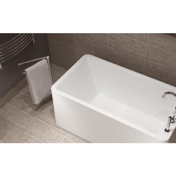 Aquatica PS327B Freestanding Acrylic Bathtub in White